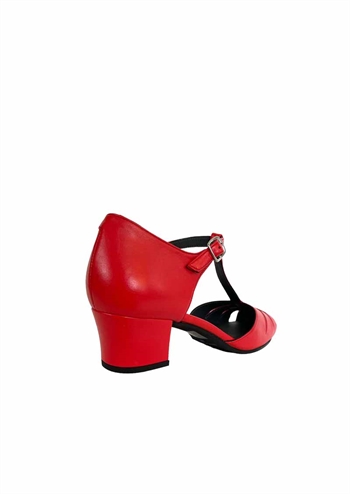 <h2>Orange rød skind sko med spænde fra Nordic ShoePeople</h2>